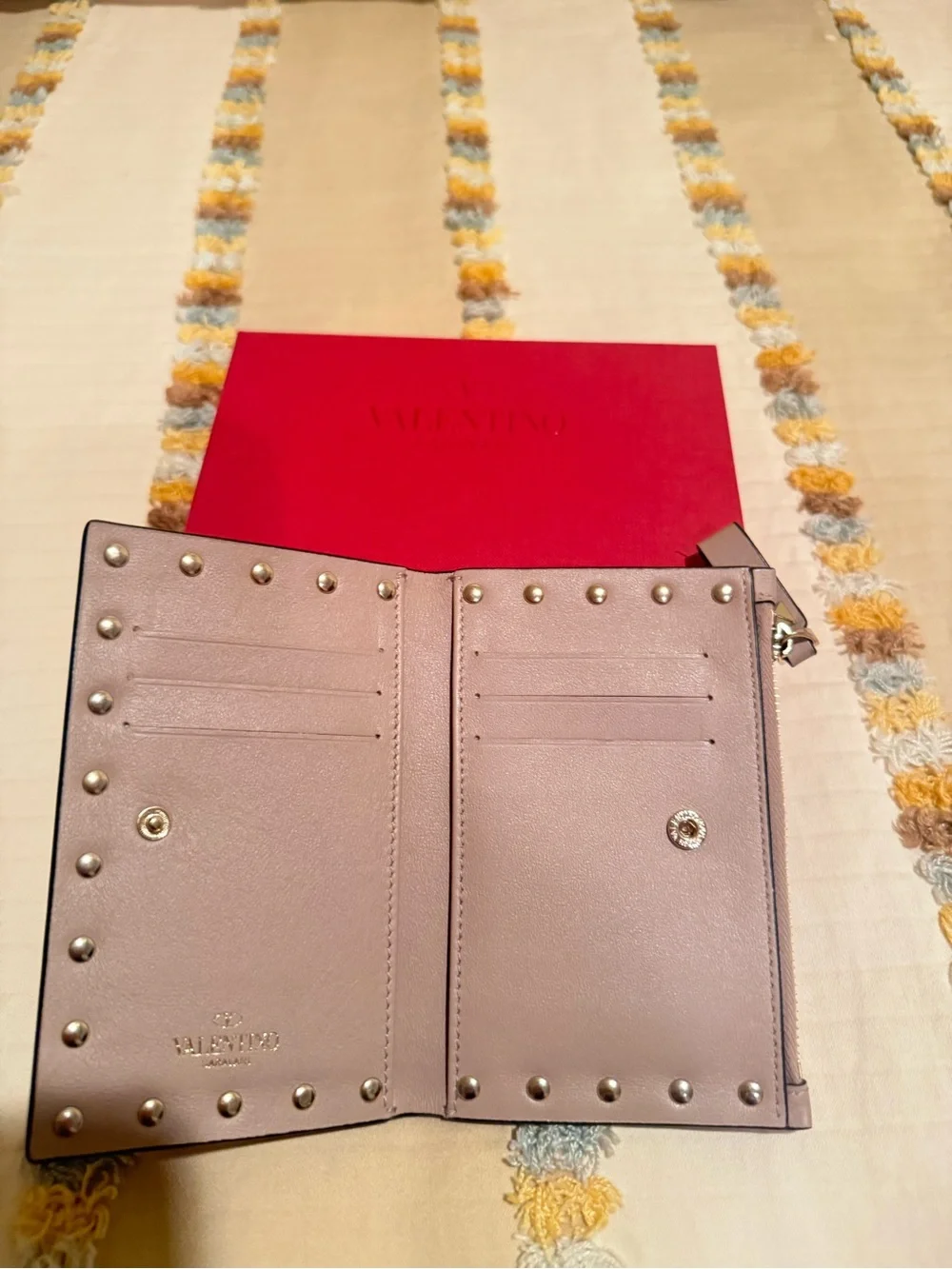 Valentino Garavani Pink Beige Rockstud Leather Card Holder